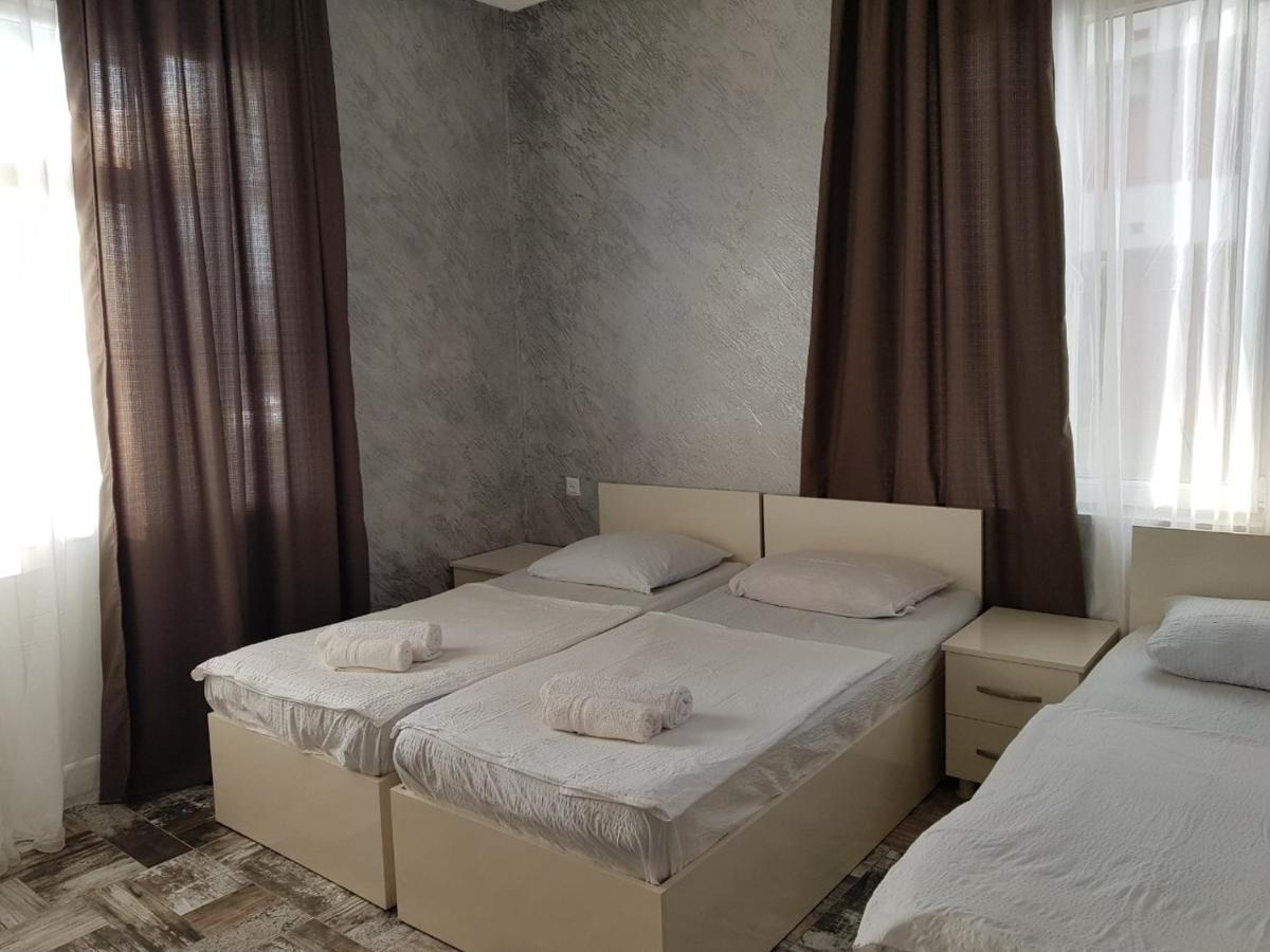 Midia Guest House 코불레티 외부 사진