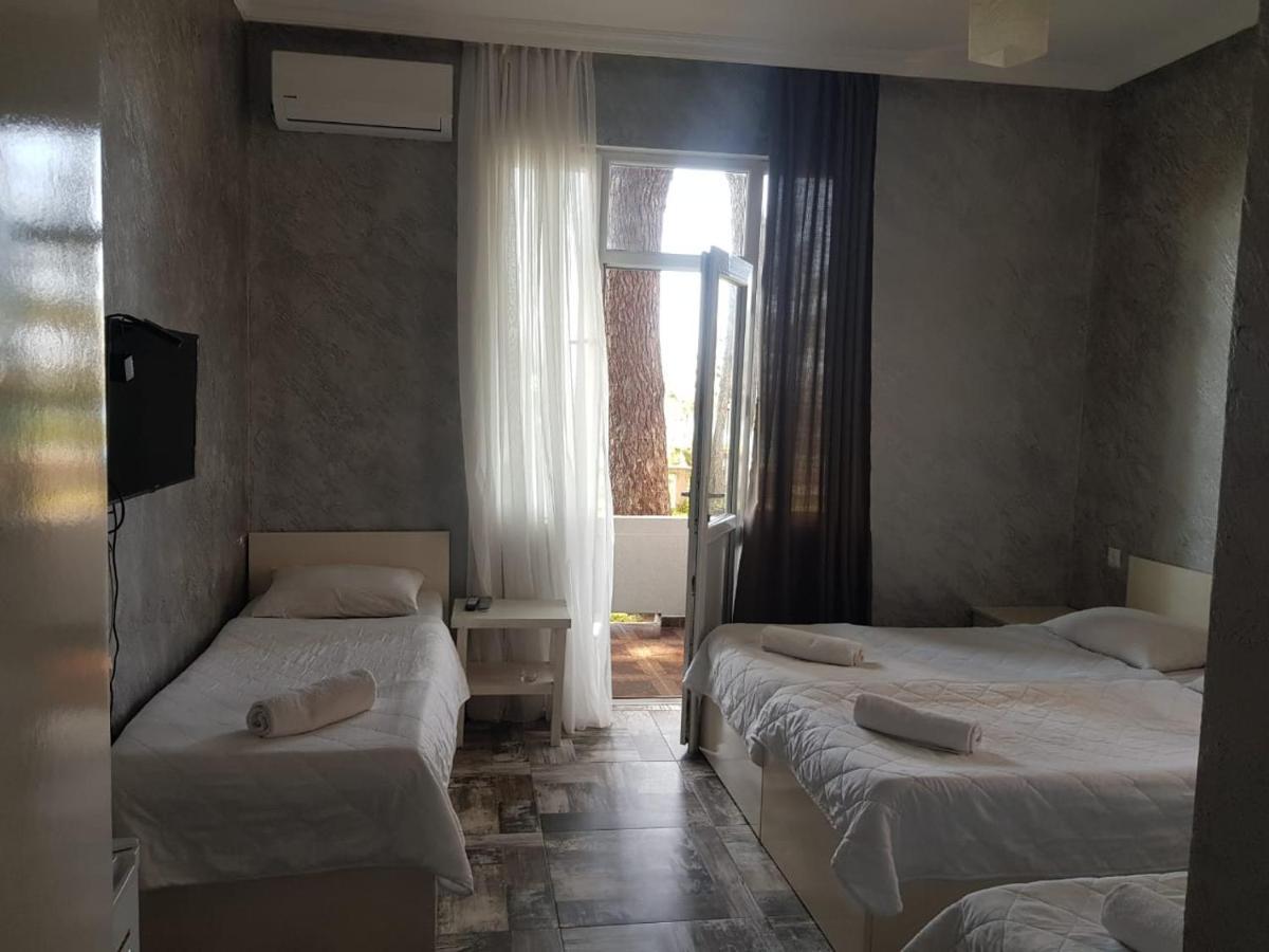 Midia Guest House 코불레티 외부 사진