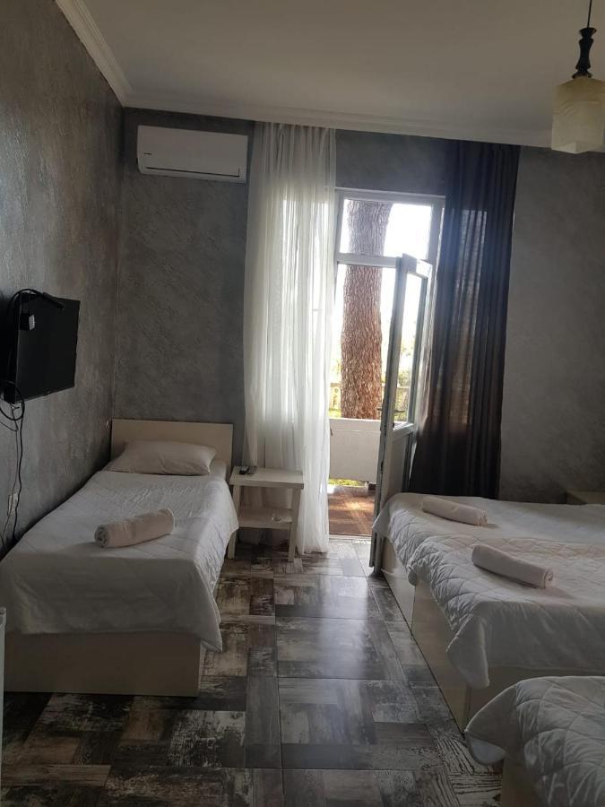Midia Guest House 코불레티 외부 사진