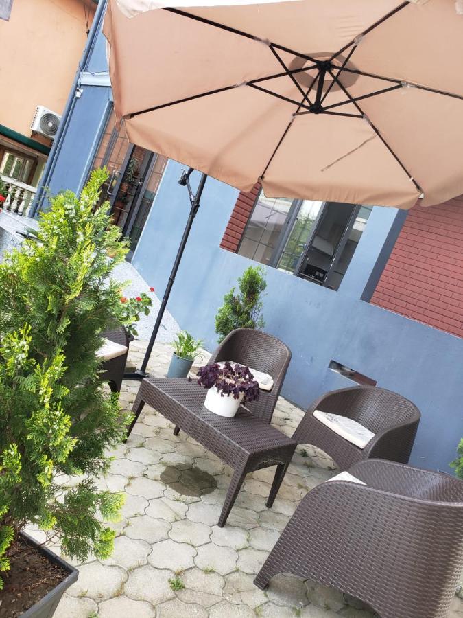 Midia Guest House 코불레티 외부 사진