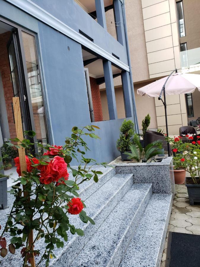 Midia Guest House 코불레티 외부 사진